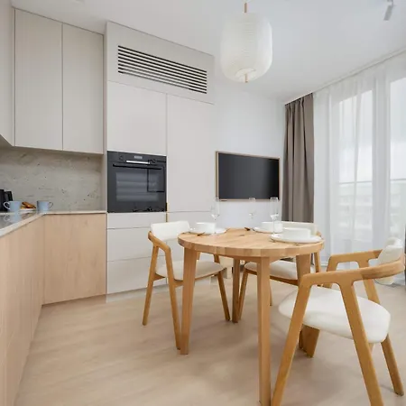 Zen Prestige With Parking & Air Conditioning By Renters Prestige