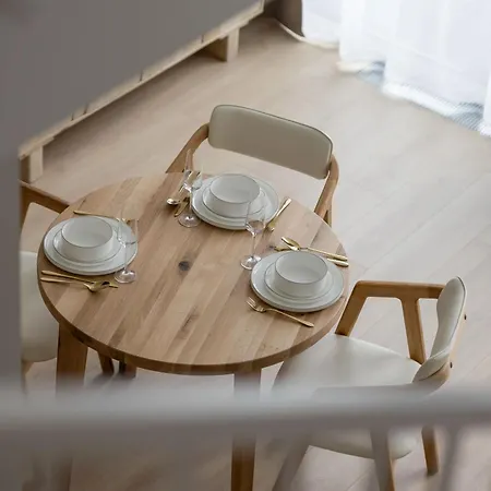 Zen Prestige With Parking & Air Conditioning By Renters Prestige *